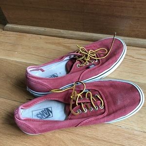 Red used vans off the wall size 11